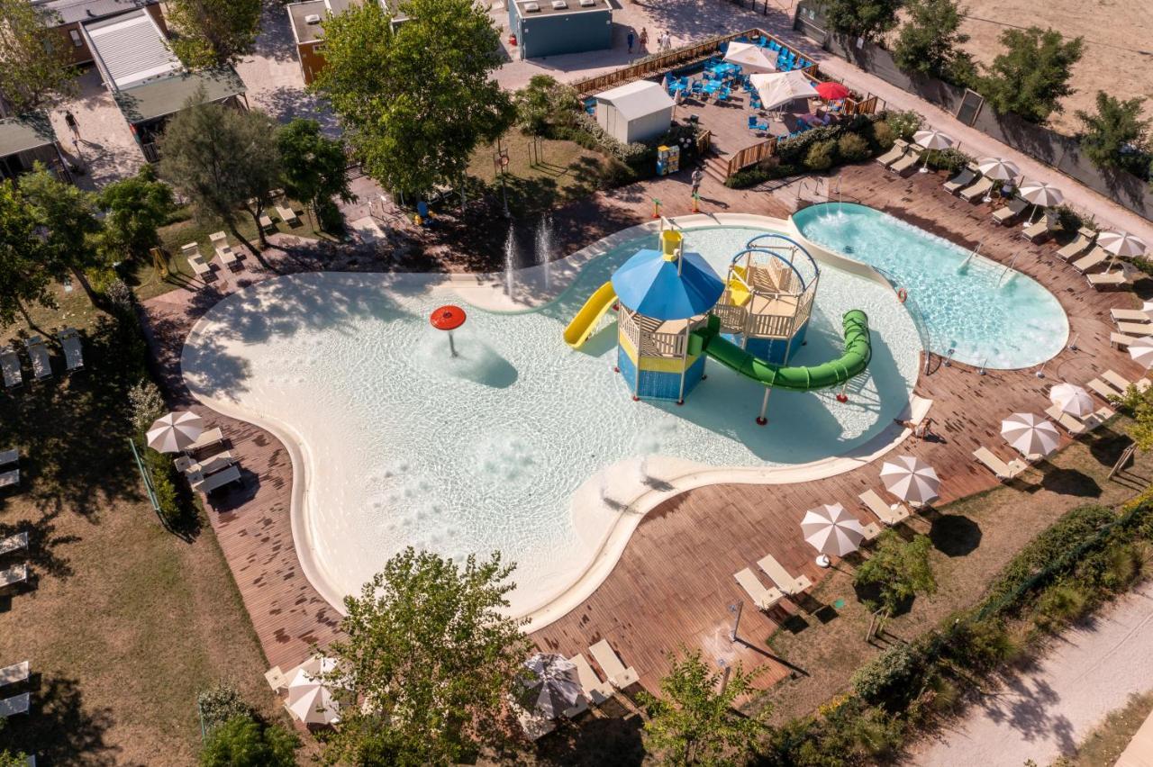 Club Del Sole Romagna Family Resort Риччоне Экстерьер фото